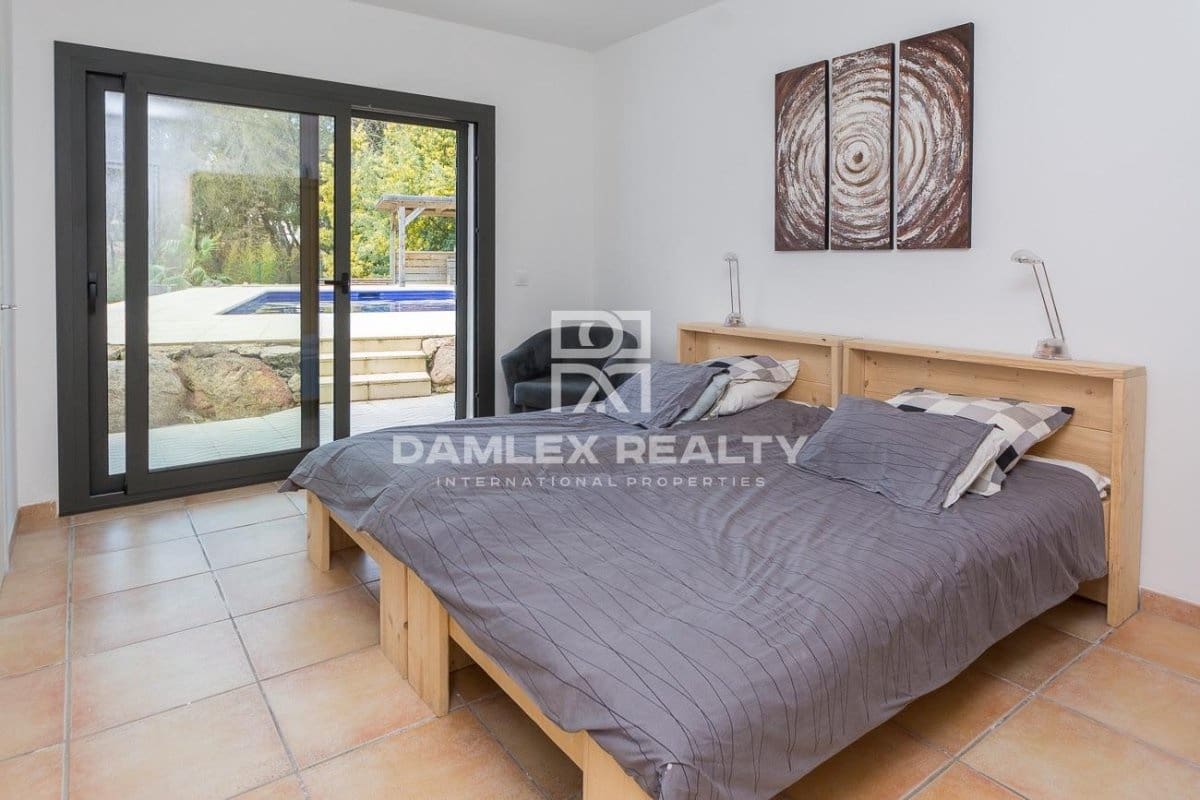 4 soveværelse Villa til salg i Caldes de Malavella med swimmingpool - € 595.000 (Ref: 4524492)