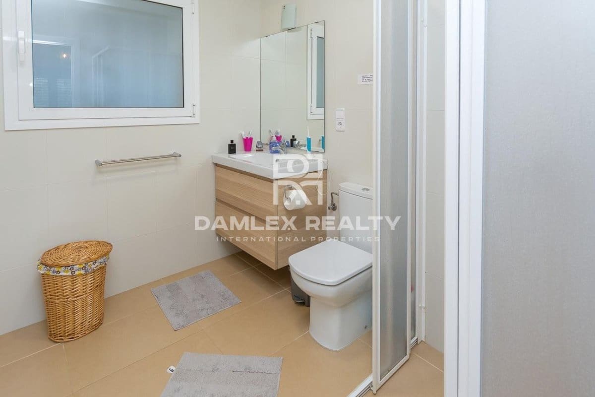 4 soveværelse Villa til salg i Caldes de Malavella med swimmingpool - € 595.000 (Ref: 4524492)