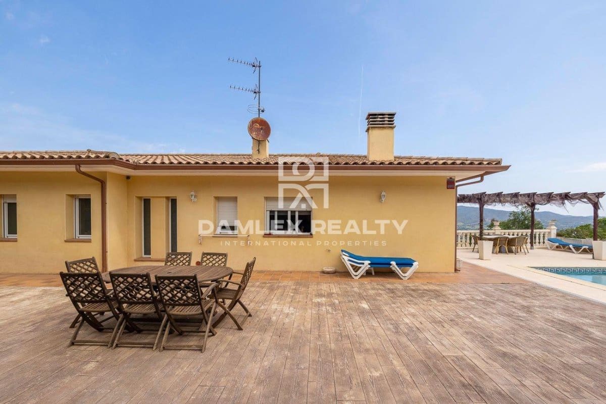 4 slaapkamer Villa te koop in Platja d'Aro met zwembad - € 895.000 (Ref: 4532236)