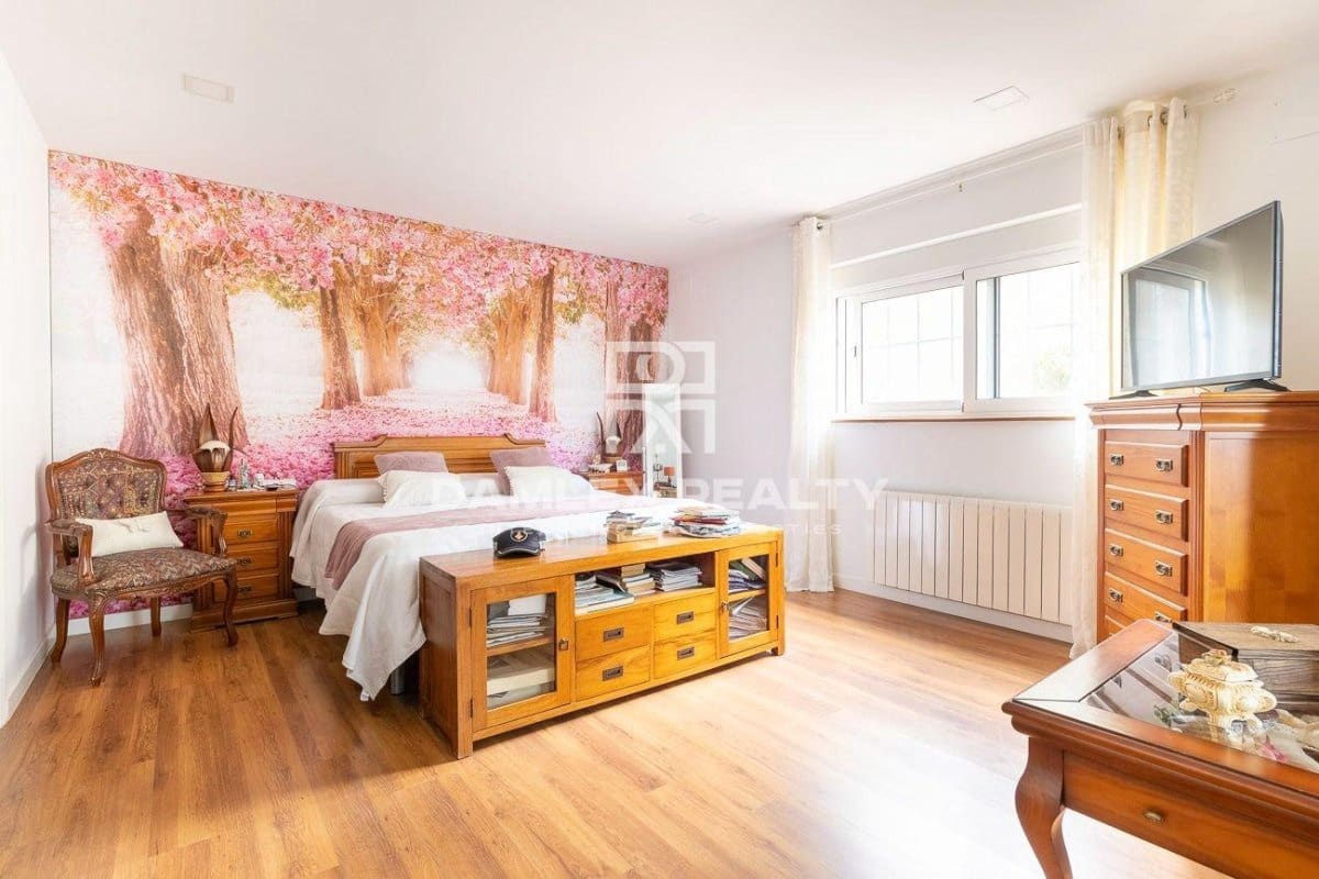 4 slaapkamer Villa te koop in Platja d'Aro met zwembad - € 895.000 (Ref: 4532236)