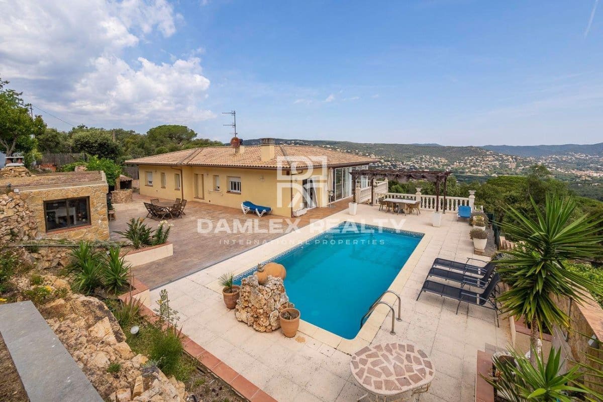 4 slaapkamer Villa te koop in Platja d'Aro met zwembad - € 895.000 (Ref: 4532236)