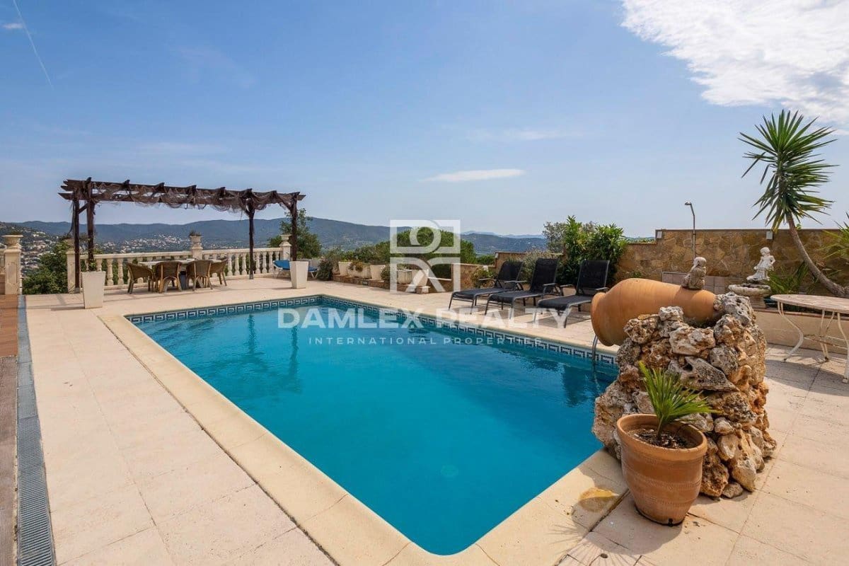 4 slaapkamer Villa te koop in Platja d'Aro met zwembad - € 895.000 (Ref: 4532236)