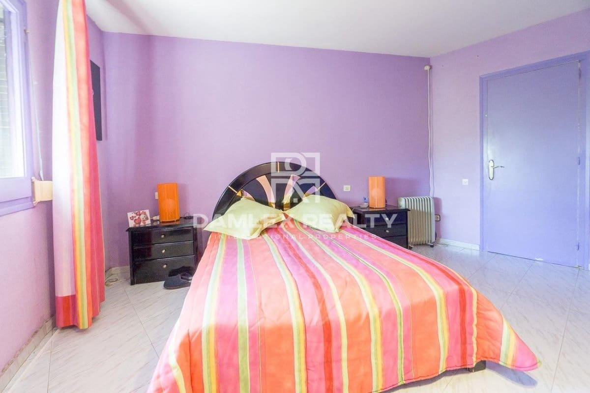 3 soverom Villa til salgs i Lloret de Mar med svømmebasseng garasje - € 980 000 (Ref: 4602920)