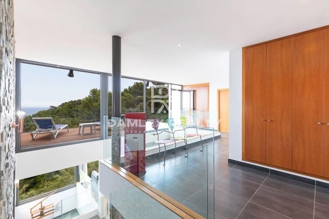 5 bedroom Villa for sale in Begur with pool garage - € 3,100,000 (Ref: 4621483)