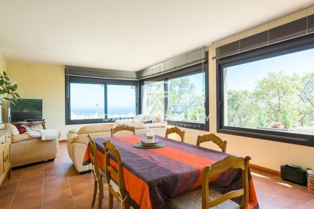 3 soveværelse Villa til salg i Platja d'Aro, Castell-Platja d'Aro med swimmingpool - € 800.000 (Ref: 4675002)