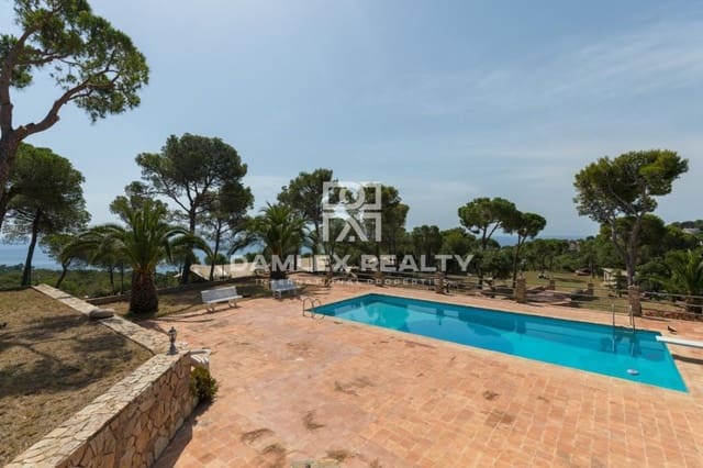 4 slaapkamer Villa te koop in Platja d'Aro, Castell-Platja d'Aro met zwembad - € 2.900.000 (Ref: 4685409)
