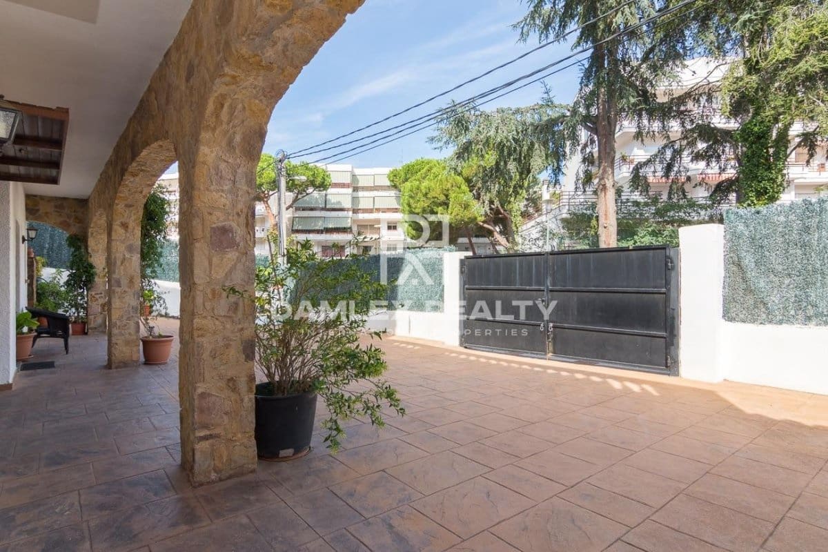 4 soveværelse Villa til salg i Platja d'Aro - € 840.000 (Ref: 4793173)