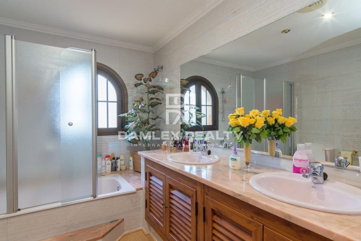 4 soveværelse Villa til salg i Platja d'Aro - € 840.000 (Ref: 4793173)