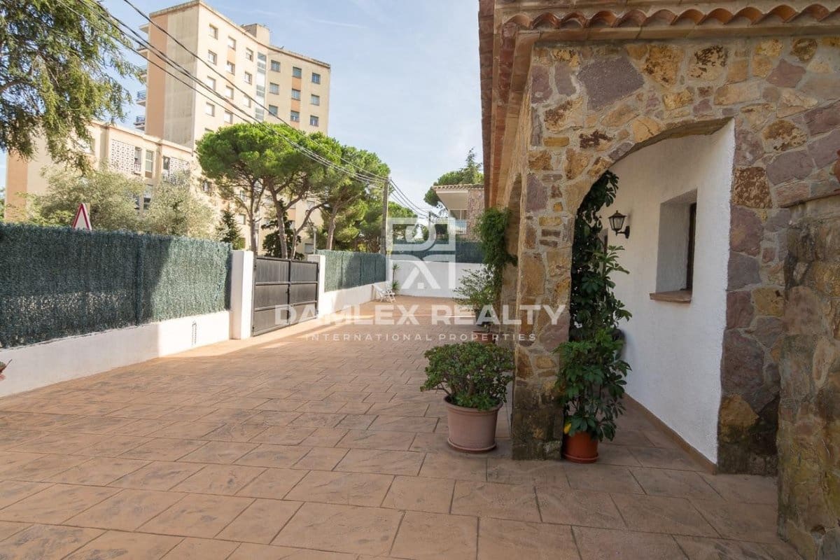 4 soveværelse Villa til salg i Platja d'Aro - € 840.000 (Ref: 4793173)