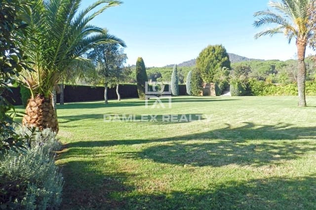 5 bedroom Villa for sale in Sant Feliu de Guíxols with pool - € 1,950,000 (Ref: 5265882)