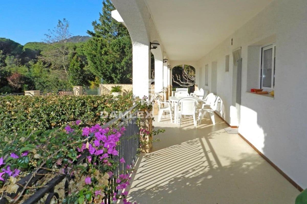5 soveværelse Villa til salg i Sant Feliu de Guixols med swimmingpool - € 1.950.000 (Ref: 5265882)
