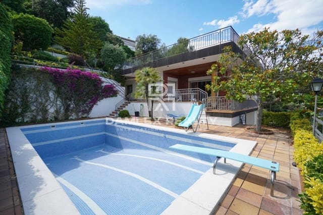 5 camera da letto Villa in vendita in Blanes con piscina garage - 740.000 € (Rif: 5368953)