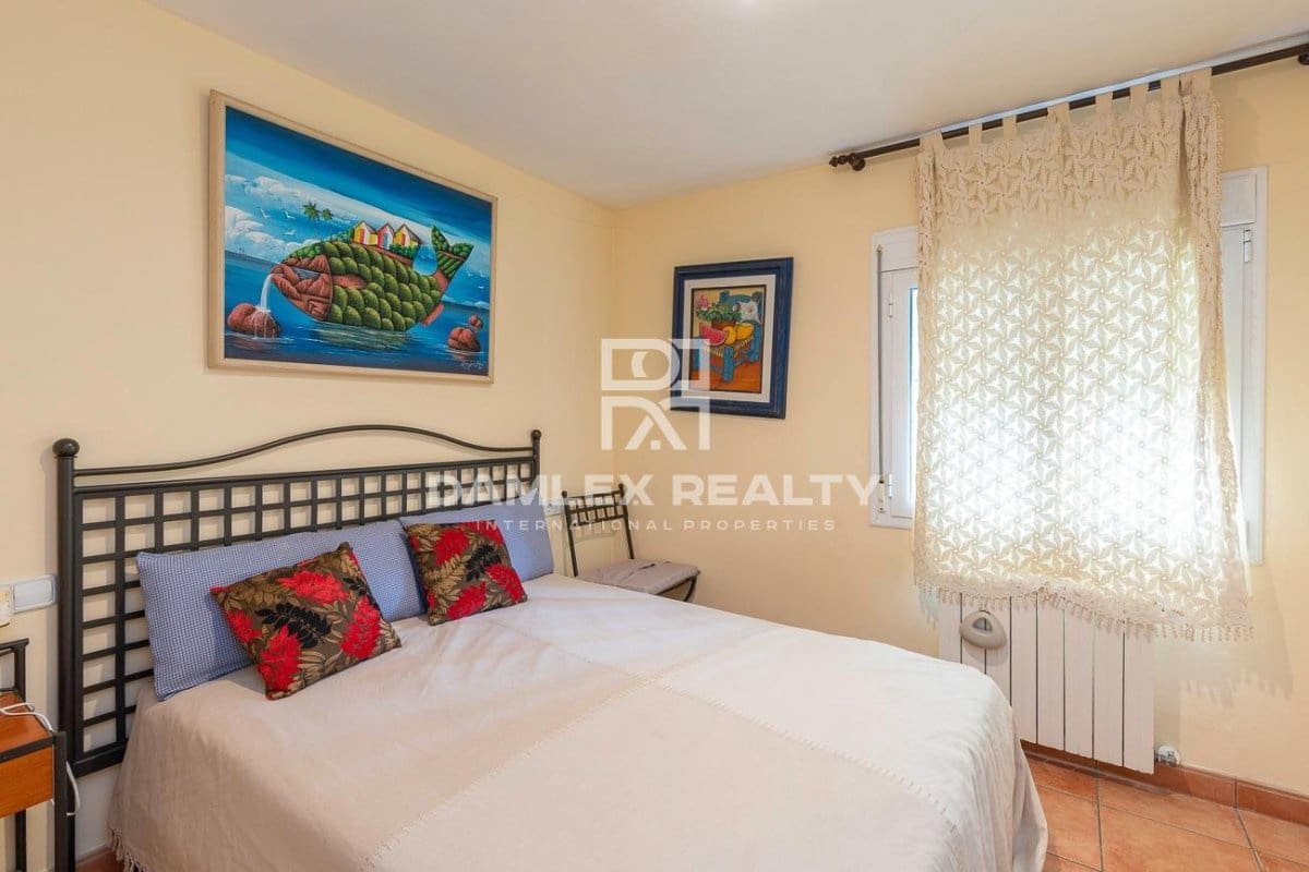 2 soveværelse Villa til salg i Blanes med swimmingpool garage - € 840.000 (Ref: 5548935)