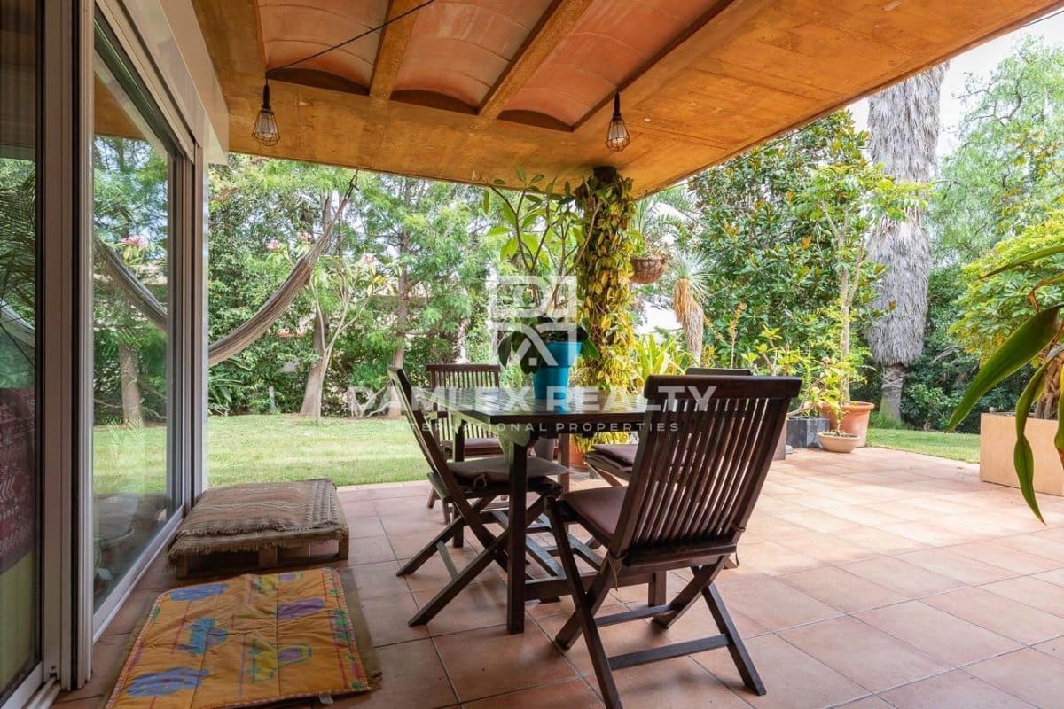 2 soveværelse Villa til salg i Blanes med swimmingpool garage - € 840.000 (Ref: 5548935)