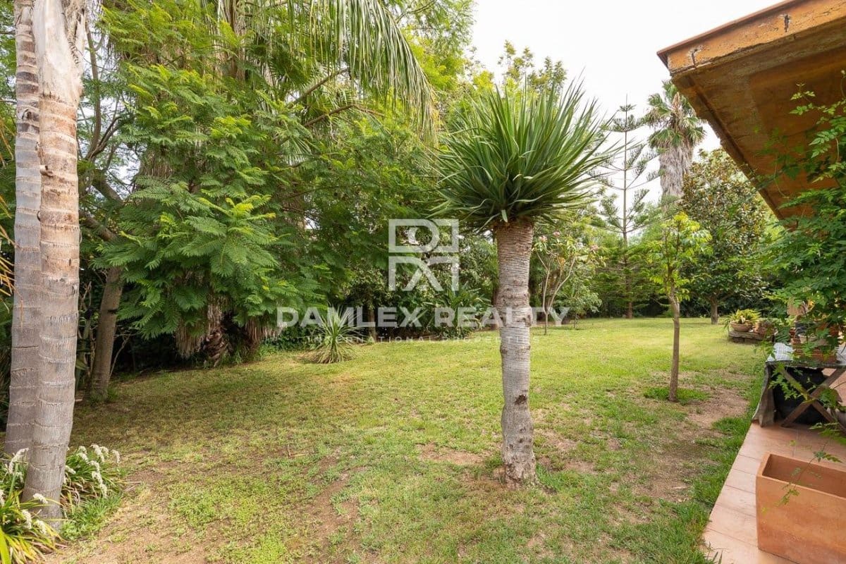 2 soveværelse Villa til salg i Blanes med swimmingpool garage - € 840.000 (Ref: 5548935)