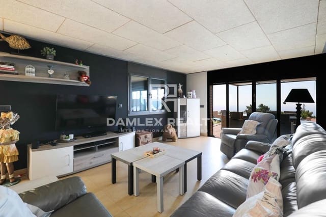 5 slaapkamer Villa te koop in Lloret de Mar met zwembad garage - € 1.350.000 (Ref: 5567044)