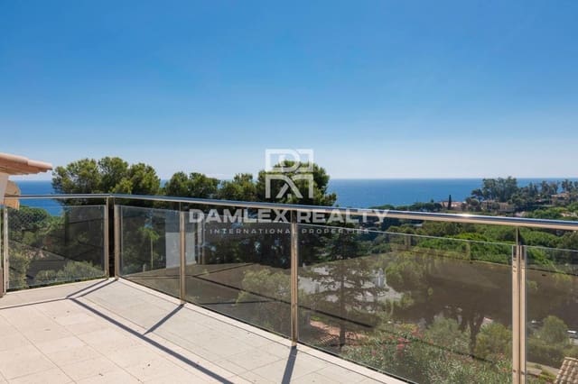 4 slaapkamer Villa te koop in Blanes met zwembad garage - € 1.630.000 (Ref: 5569372)