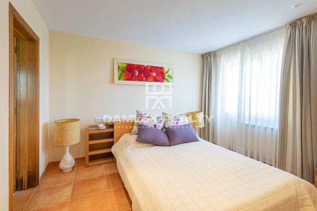 7 slaapkamer Villa te koop in Tossa de Mar met zwembad garage - € 1.800.000 (Ref: 5745378)