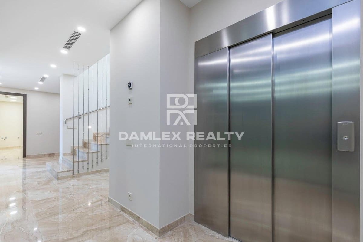 5 soveværelse Villa til salg i Blanes med swimmingpool garage - € 3.100.000 (Ref: 5937307)