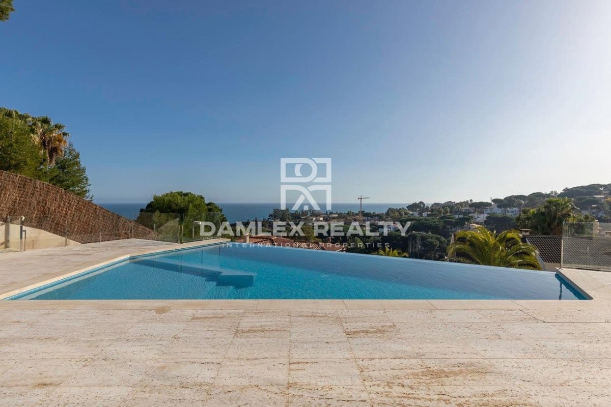 5 soveværelse Villa til salg i Blanes med swimmingpool garage - € 3.100.000 (Ref: 5937307)