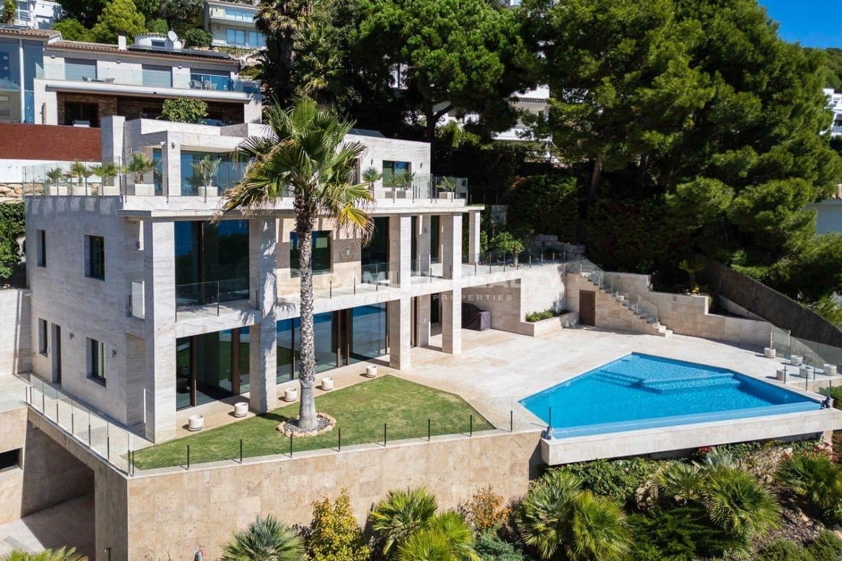 5 soveværelse Villa til salg i Blanes med swimmingpool garage - € 3.100.000 (Ref: 5937307)