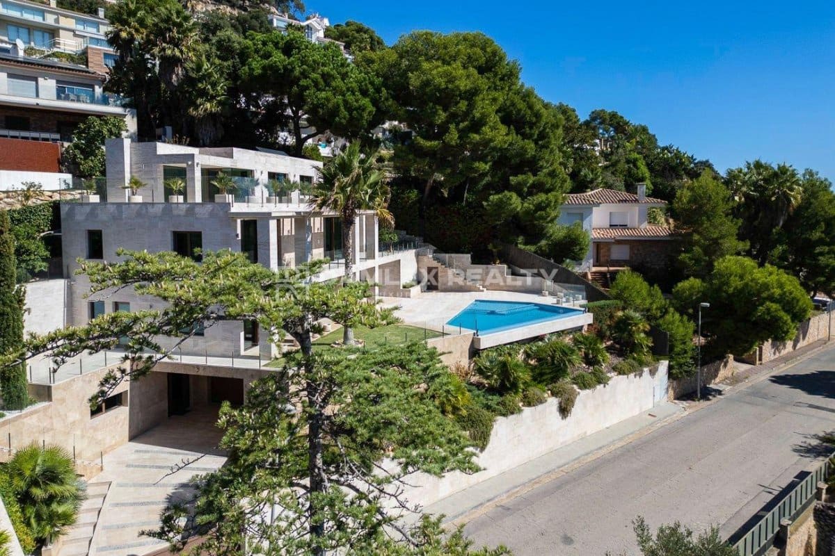 5 soveværelse Villa til salg i Blanes med swimmingpool garage - € 3.100.000 (Ref: 5937307)