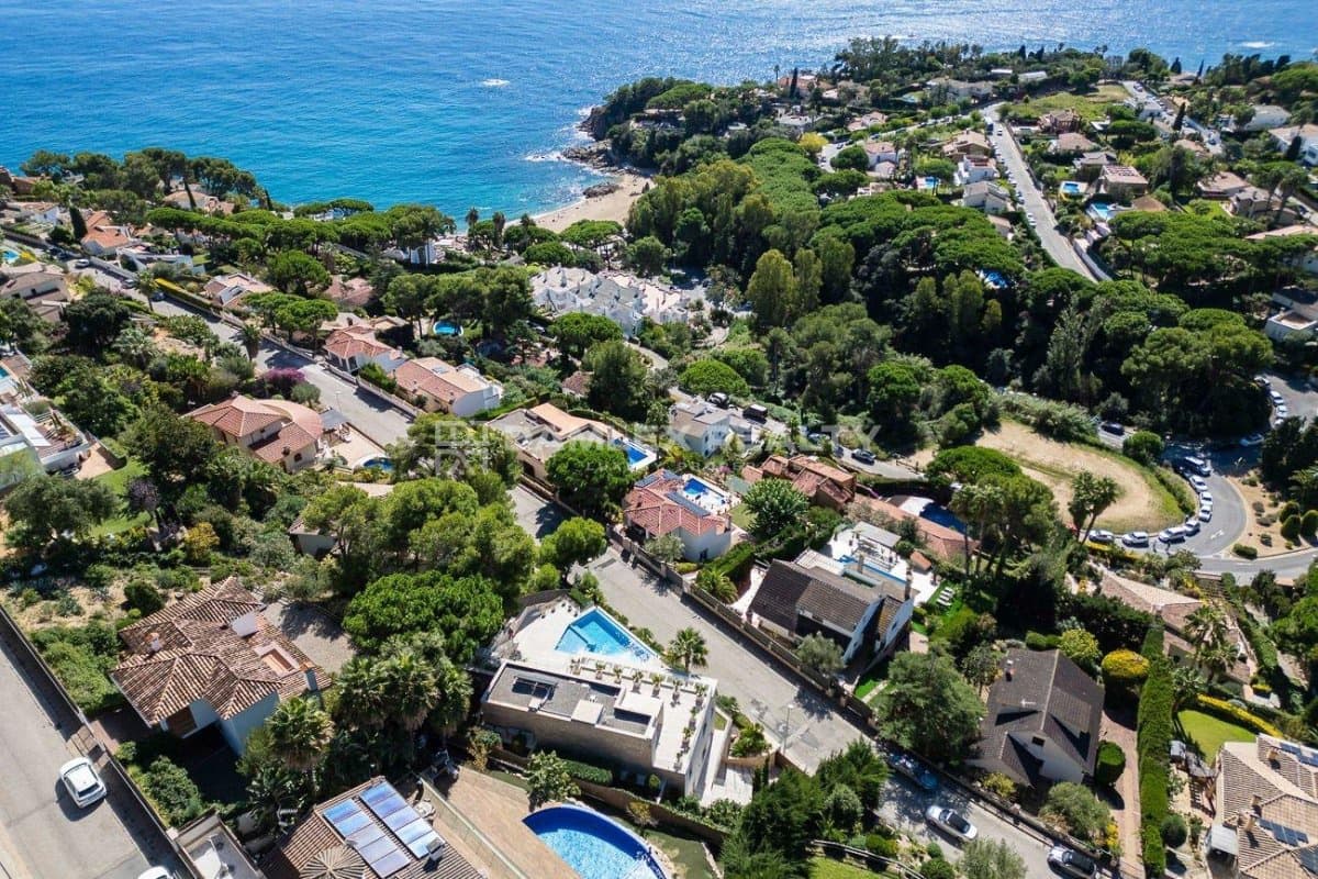 5 soveværelse Villa til salg i Blanes med swimmingpool garage - € 3.100.000 (Ref: 5937307)