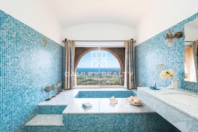 4 Zimmer Villa zu verkaufen in Platja d'Aro, Castell-Platja d'Aro mit Pool - 1.295.000 € (Ref: 6070137)