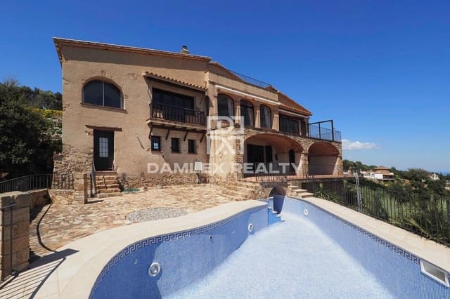 4 Zimmer Villa zu verkaufen in Platja d'Aro, Castell-Platja d'Aro mit Pool - 1.295.000 € (Ref: 6070137)