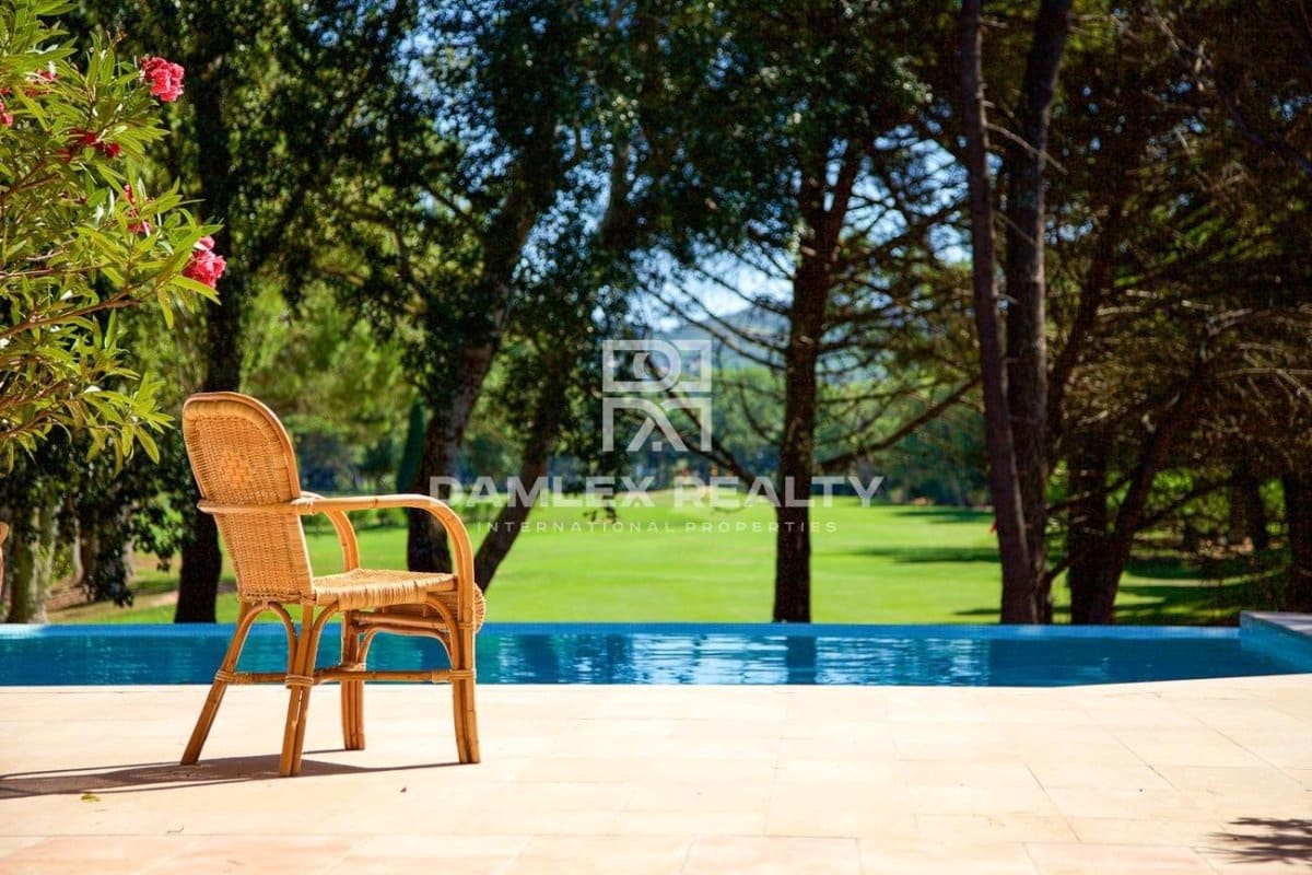 5 quarto Moradia para venda em Pals com piscina garagem - 1 700 000 € (Ref: 6218360)