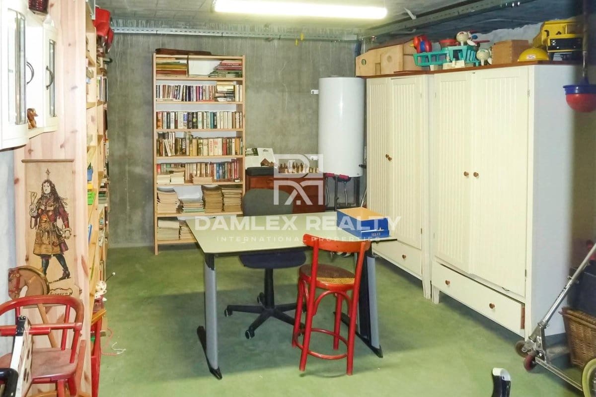 5 quarto Moradia para venda em Pals com piscina garagem - 1 700 000 € (Ref: 6218360)