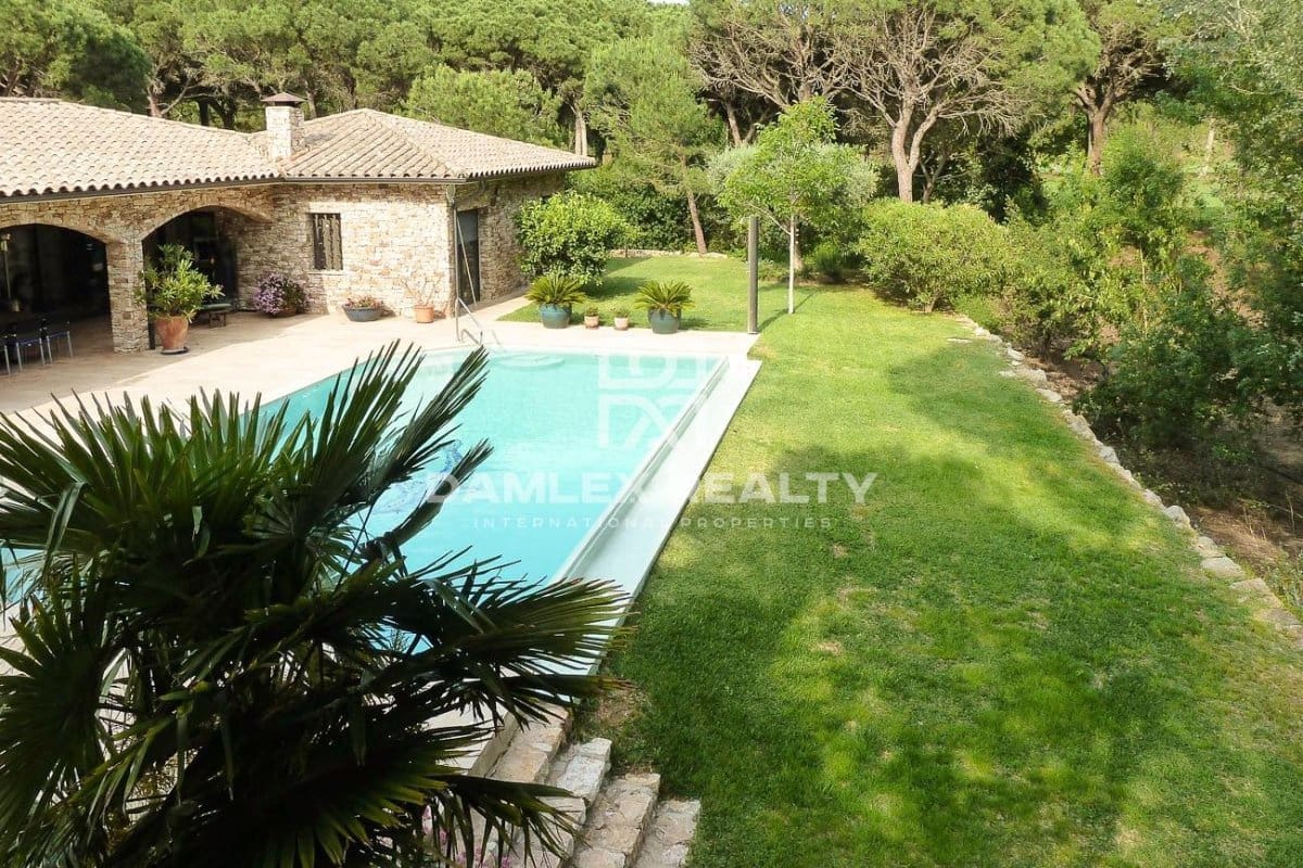 5 quarto Moradia para venda em Pals com piscina garagem - 1 700 000 € (Ref: 6218360)