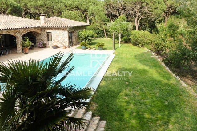 5 bedroom Villa for sale in Pals with pool garage - € 1,700,000 (Ref: 6218360)