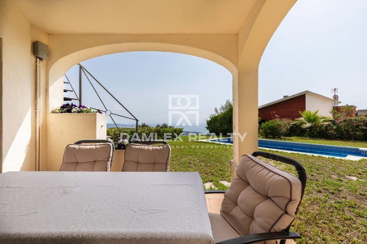 3 chambre Villa/Maison à vendre à Platja d'Aro avec piscine - 690 000 € (Ref: 6242644)