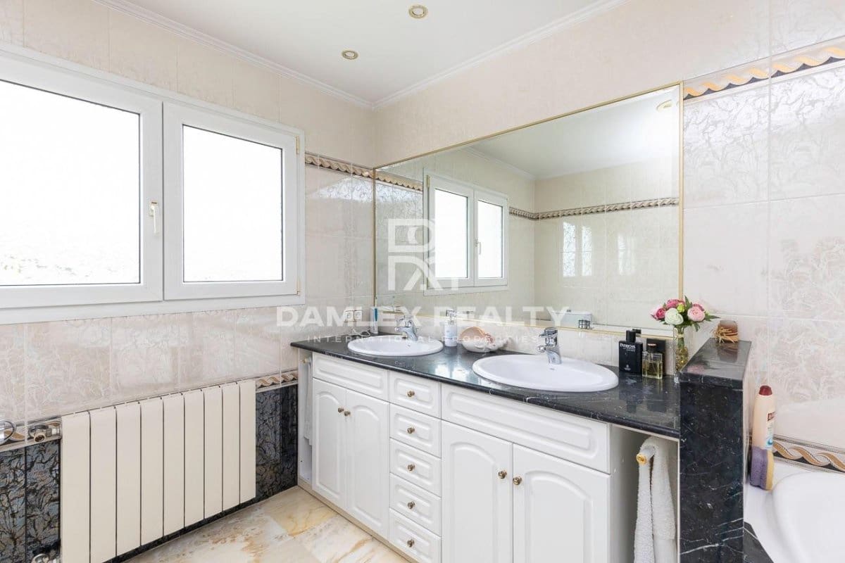 5 soveværelse Villa til salg i Sant Feliu de Guixols med swimmingpool - € 850.000 (Ref: 6332363)