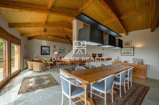 5 chambre Villa/Maison à vendre à Lloret de Mar avec piscine garage - 1 595 000 € (Ref: 6453393)