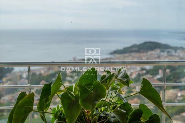 5 chambre Villa/Maison à vendre à Lloret de Mar avec piscine garage - 1 595 000 € (Ref: 6453393)