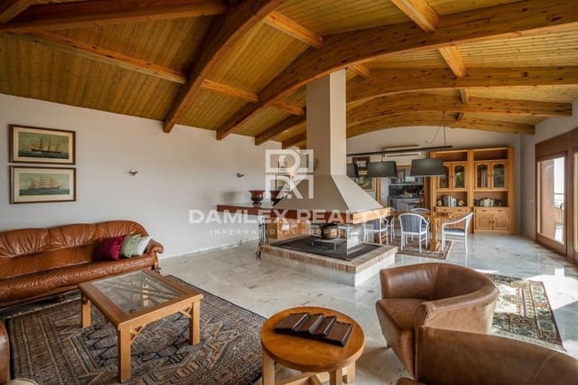 5 chambre Villa/Maison à vendre à Lloret de Mar avec piscine garage - 1 595 000 € (Ref: 6453393)