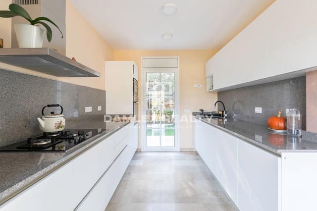 4 sovrum Villa till salu i Platja d'Aro, Castell-Platja d'Aro med pool - 820 000 € (Ref: 6468244)