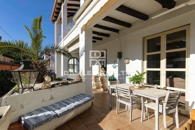 7 soveværelse Villa til salg i Platja d'Aro, Castell-Platja d'Aro - € 1.215.000 (Ref: 6523339)