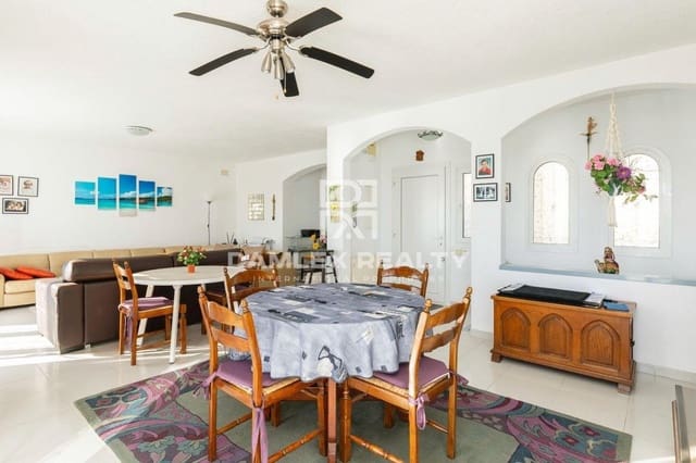 4 slaapkamer Villa te koop in Calonge i Sant Antoni met zwembad - € 550.000 (Ref: 6523340)