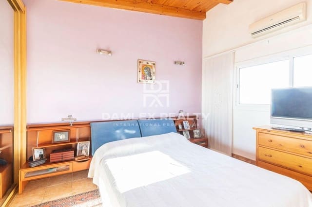 3 slaapkamer Villa te koop in Lloret de Mar met zwembad garage - € 565.000 (Ref: 6575542)