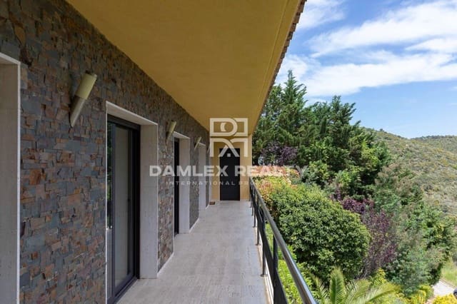 3 bedroom Villa for sale in Platja d'Aro, Castell-Platja d'Aro with pool - € 790,000 (Ref: 6831817)