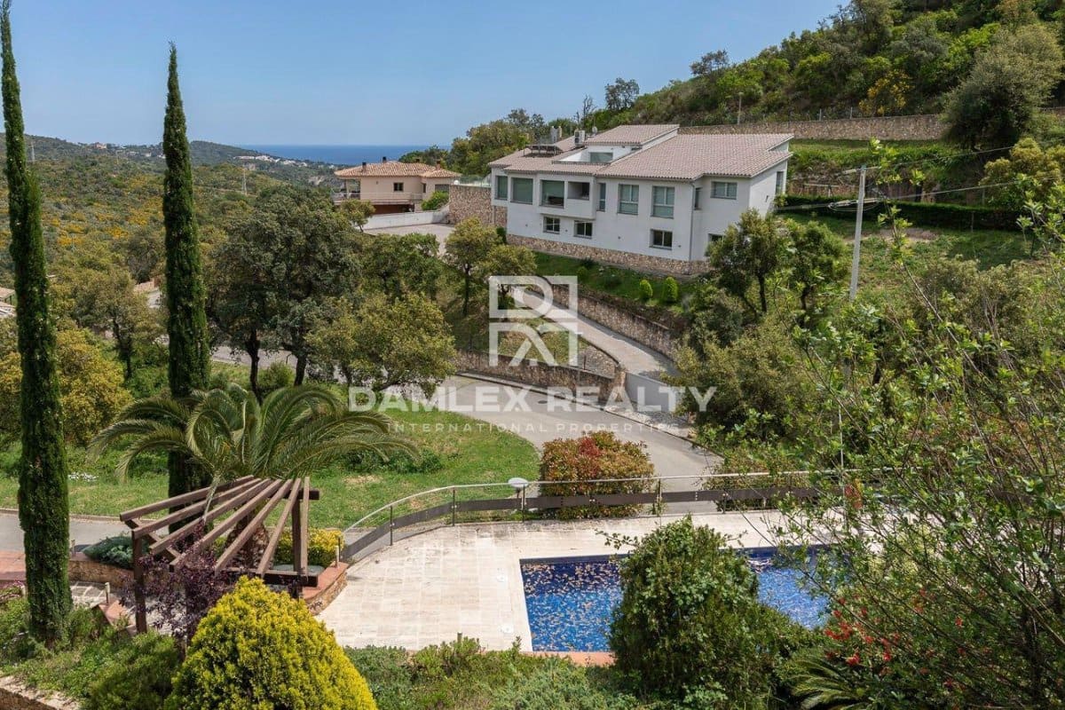 3 soveværelse Villa til salg i Platja d'Aro med swimmingpool - € 790.000 (Ref: 6831817)