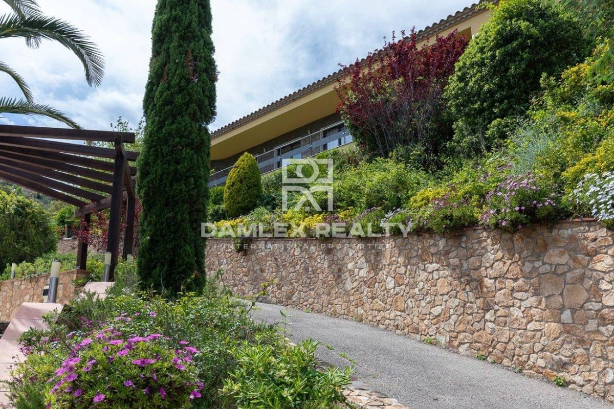 3 soveværelse Villa til salg i Platja d'Aro med swimmingpool - € 790.000 (Ref: 6831817)