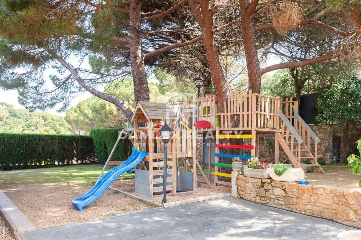 5 sovrum Villa till salu i Sant Feliu de Guixols med pool - 1 300 000 € (Ref: 6928979)