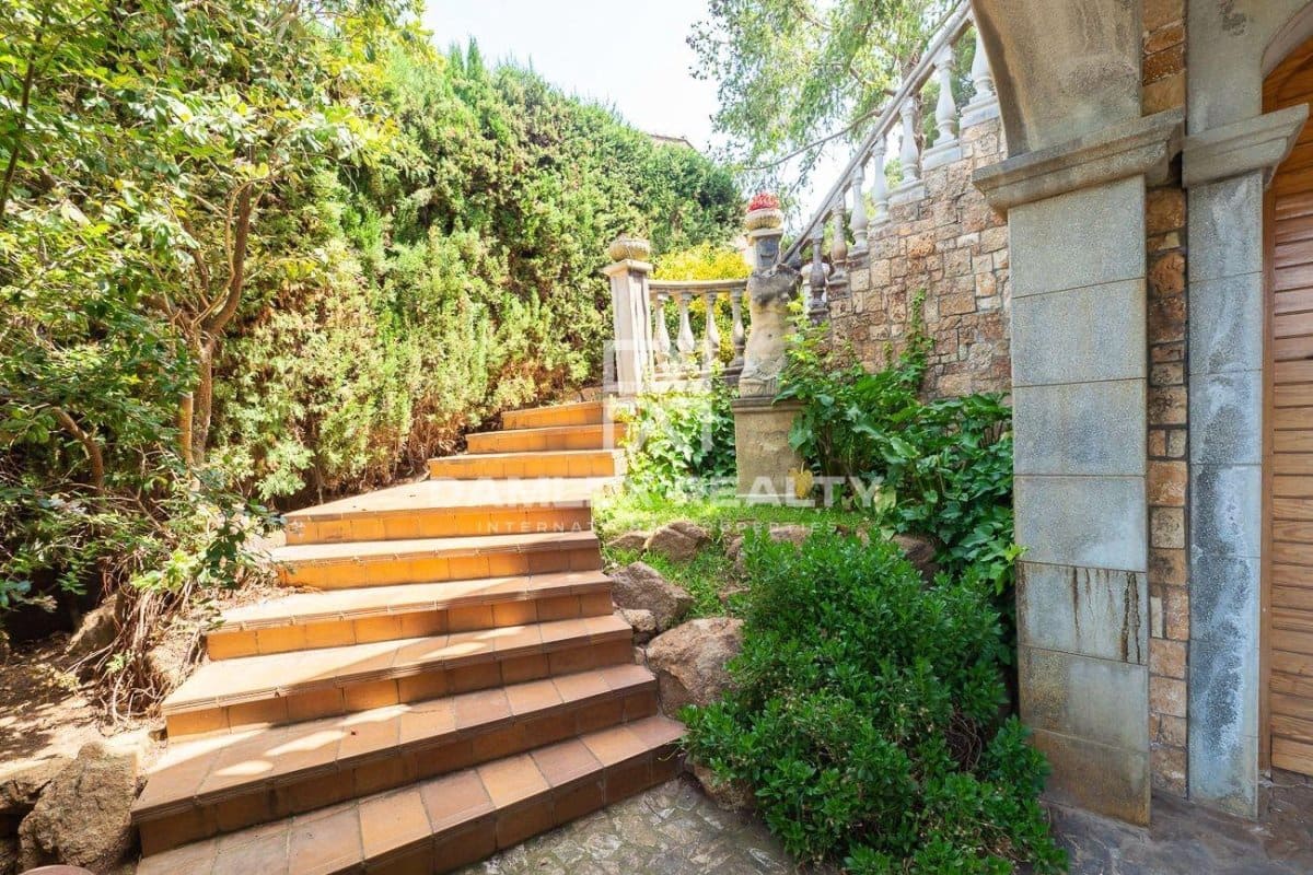 5 sovrum Villa till salu i Sant Feliu de Guixols med pool - 1 300 000 € (Ref: 6928979)