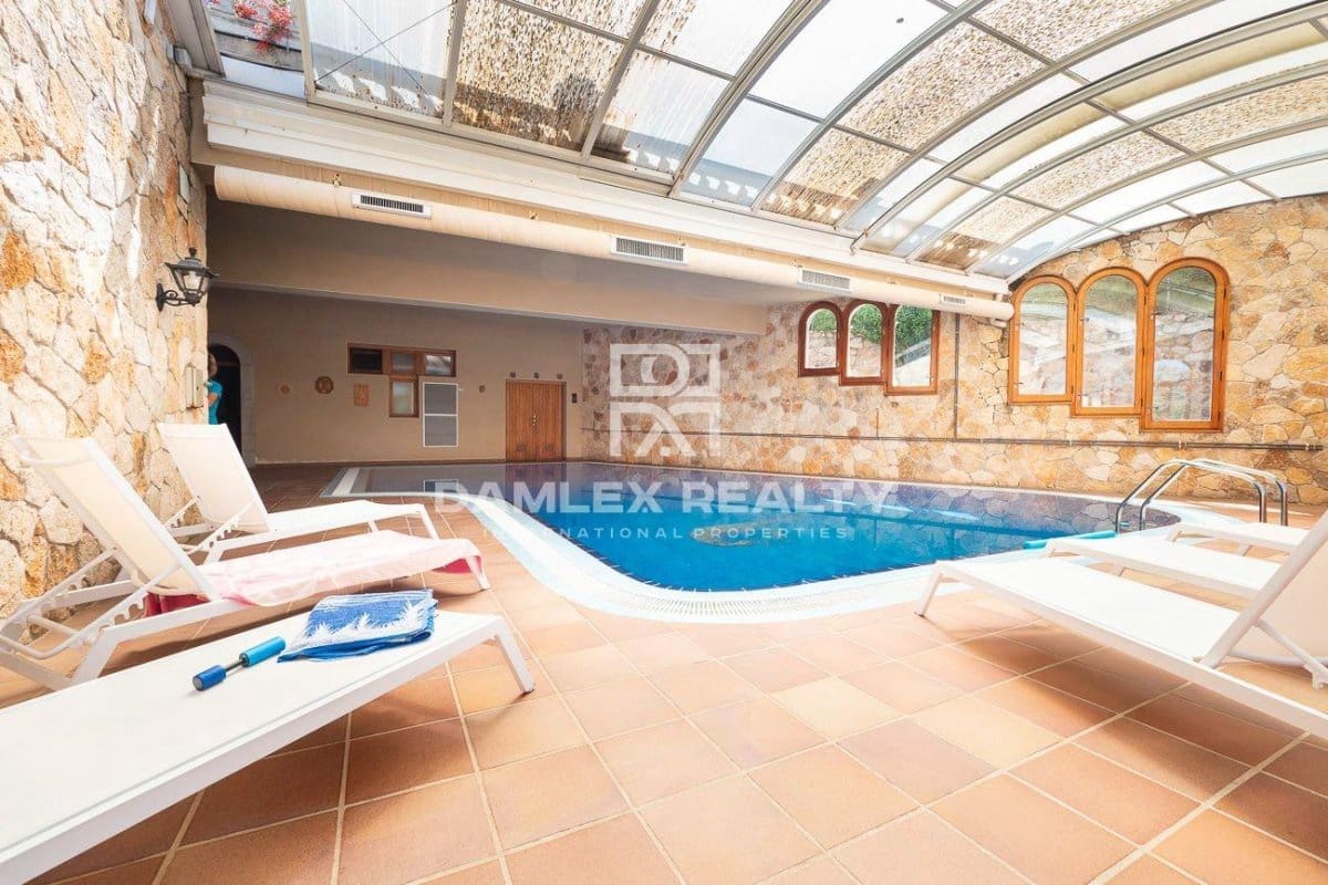 5 sovrum Villa till salu i Sant Feliu de Guixols med pool - 1 300 000 € (Ref: 6928979)