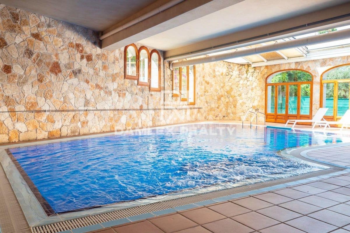 5 sovrum Villa till salu i Sant Feliu de Guixols med pool - 1 300 000 € (Ref: 6928979)