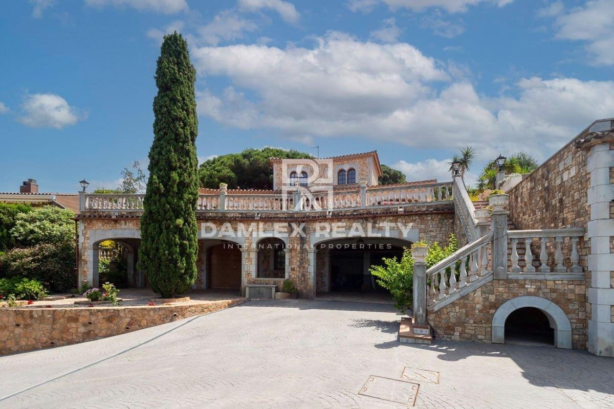 5 sovrum Villa till salu i Sant Feliu de Guixols med pool - 1 300 000 € (Ref: 6928979)